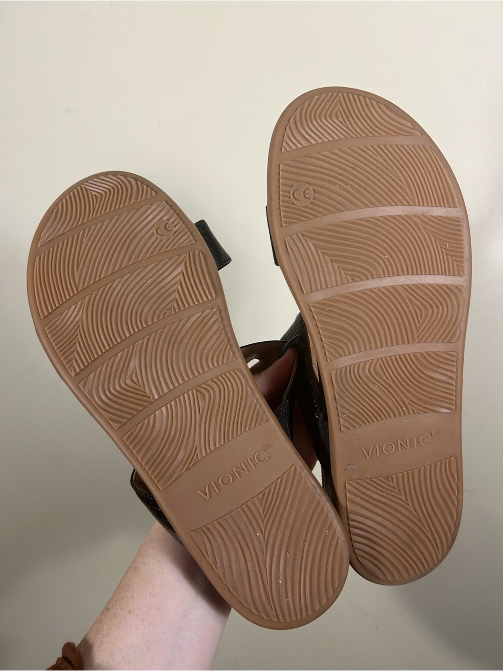 Vionic Serra Women's T-Strap Slip-on Supportive Sandal Black Size 9.5 - Picture 6 of 7